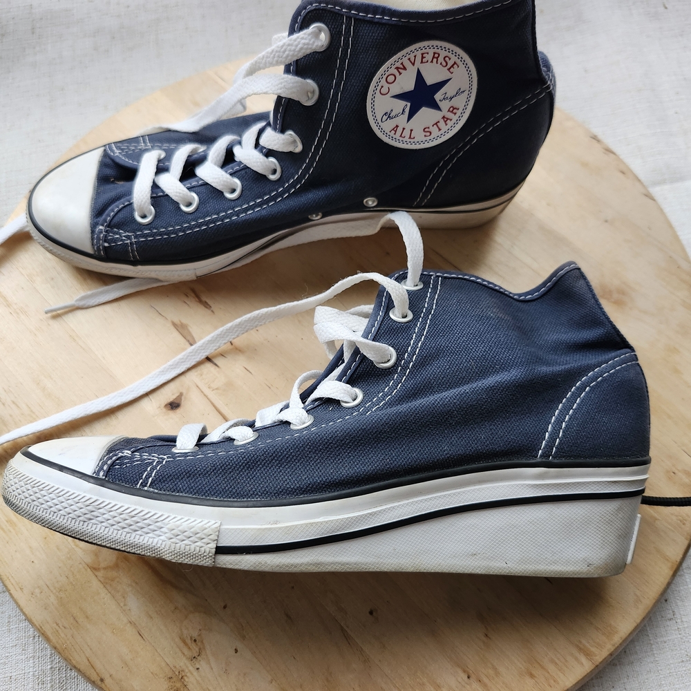 Converse Women's Navy Wedge High-Top Sneakers